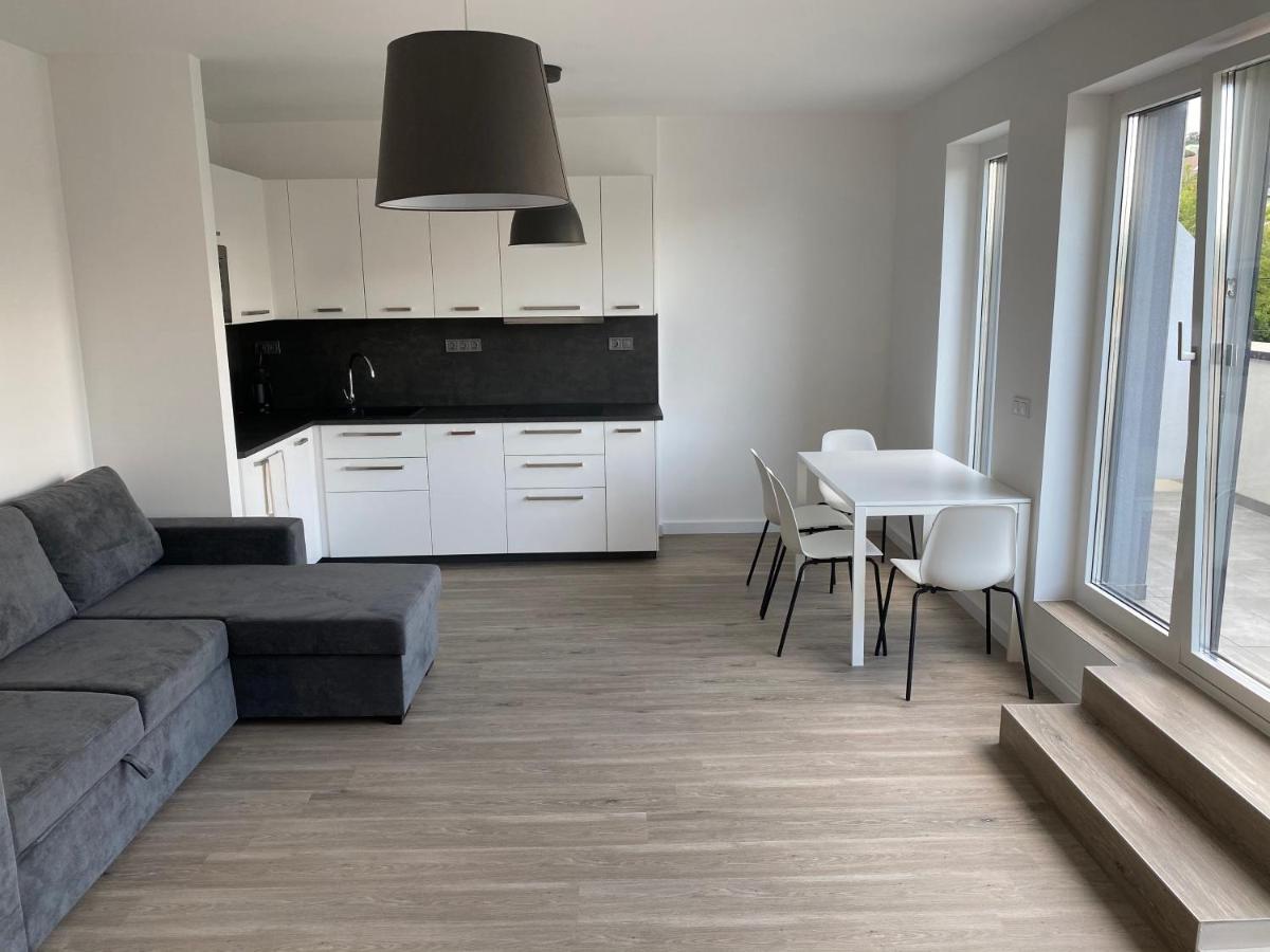 Aranyhid Apartman Balatonalmadi Exterior photo