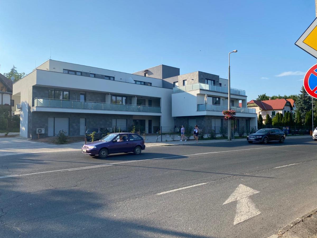 Aranyhid Apartman Balatonalmadi Exterior photo